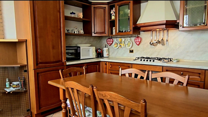 Rif. B348 - Ad Ospedaletto Euganeo, in località Tresto, proponiamo casa bifamiliare con porticato...