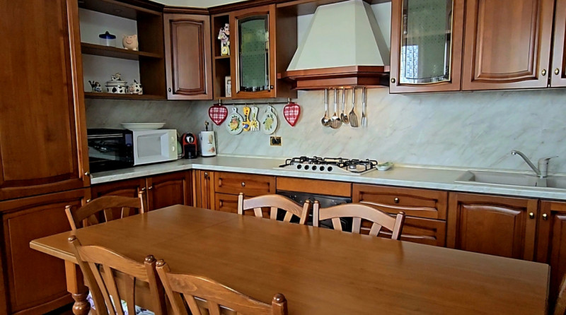 Rif. B348 - Ad Ospedaletto Euganeo, in località Tresto, proponiamo casa bifamiliare con porticato...