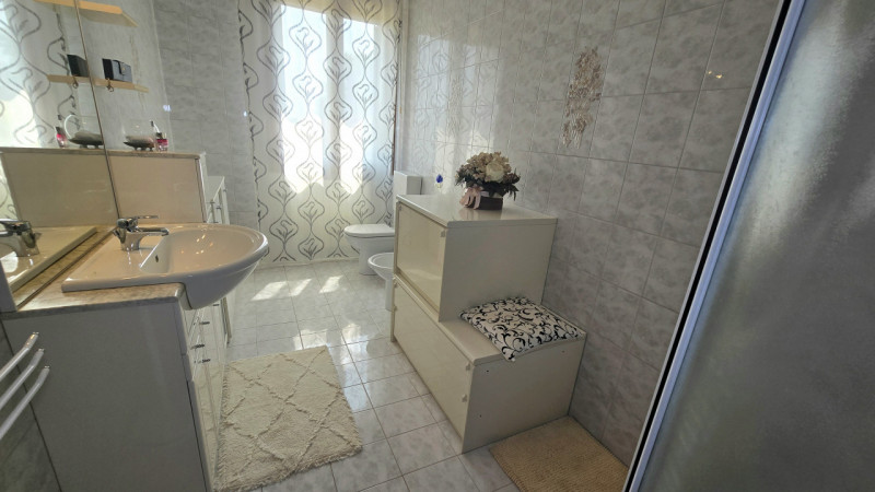 Rif. B348 - Ad Ospedaletto Euganeo, in località Tresto, proponiamo casa bifamiliare con porticato...