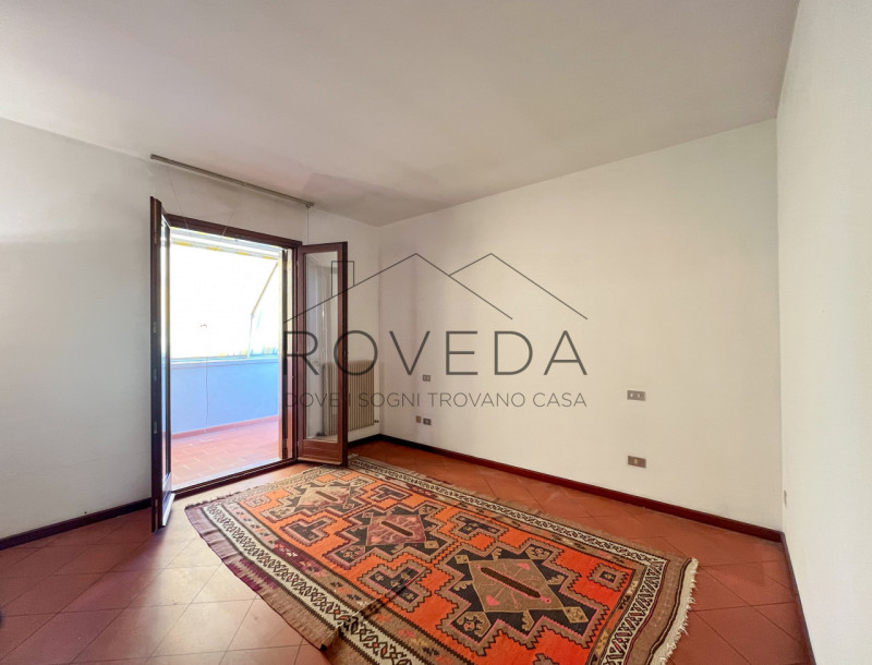 DOSSON DI CASIER 

RIFERIMENTO: CR9

L'agenzia Roveda immobiliare ha il piacere di proporre in un...