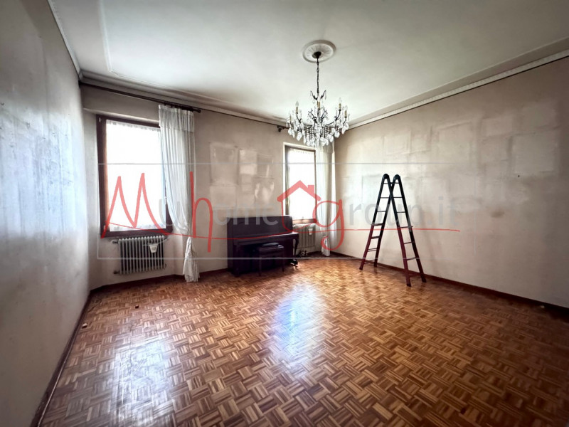 PADOVA ZONA PORTA SAVONAROLA (Rif. A179P) - Appartamento al piano rialzato in posizione particola...