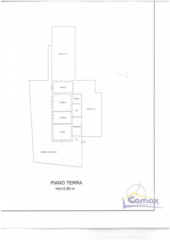 Scopri questo incantevole appartamento trilocale situato al piano terra di una trifamiliare nel c...
