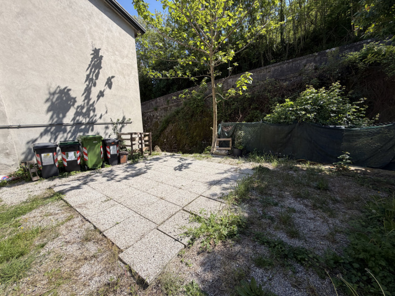 Proponiamo in vendita un accogliente appartamento al piano terra situato nel cuore di Galzignano ...