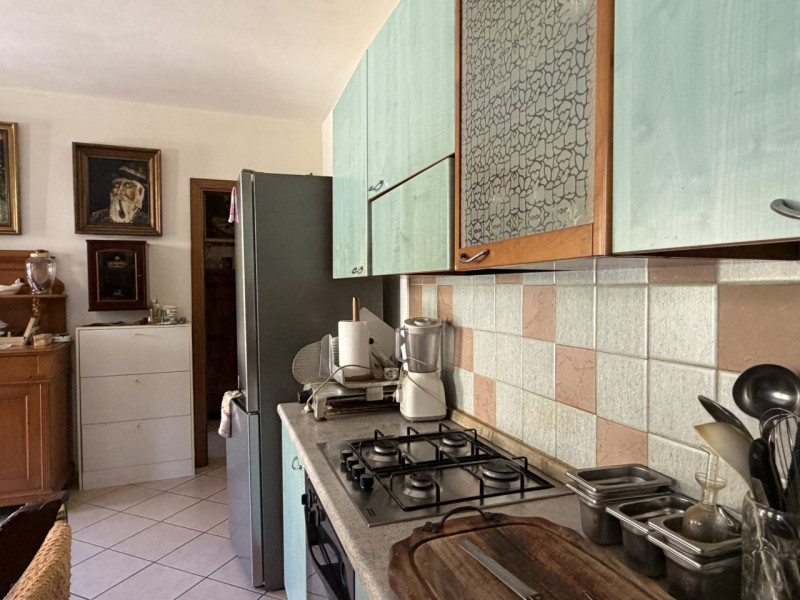 Proponiamo in vendita un accogliente appartamento al piano terra situato nel cuore di Galzignano ...