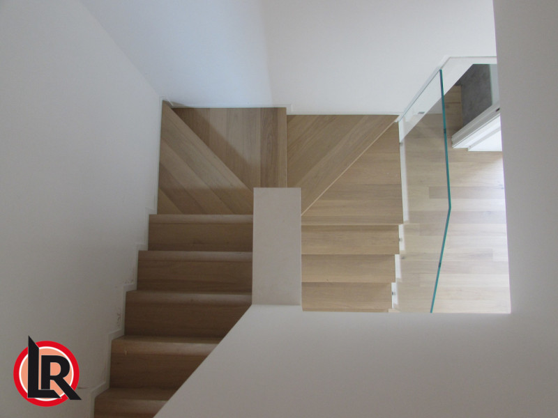 Si affitta appartamento duplex con tre camere da letto e due bagni in Via XX Settembre a Camisano...