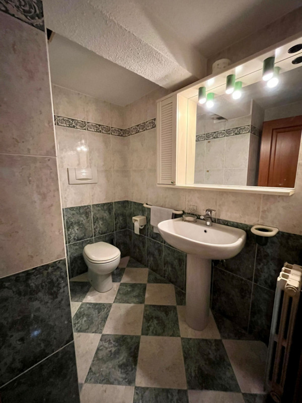 GALZIGNANO TERME - Valsanzibio: Villa contemporanea situata in posizione dominante con vista pano...