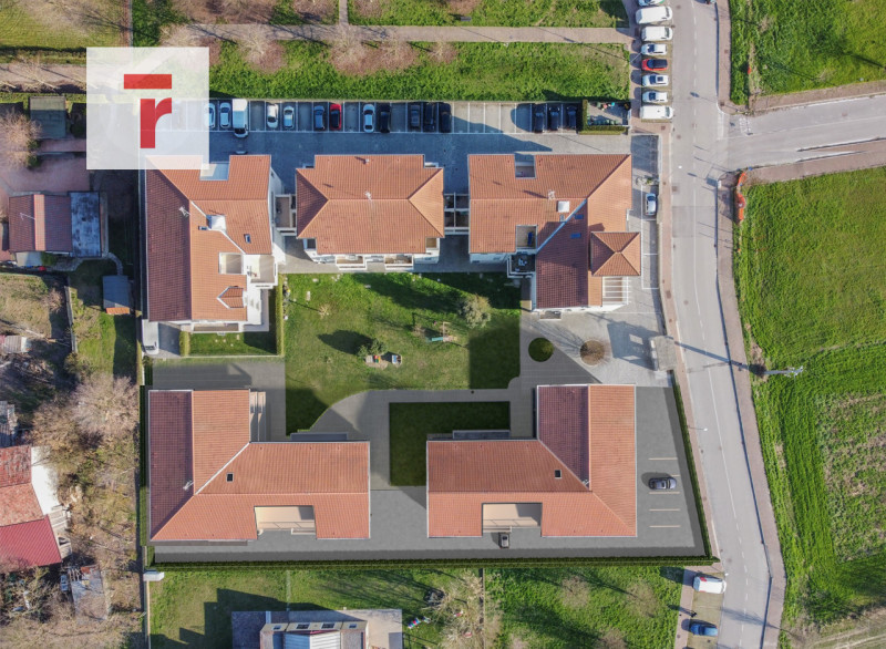 Vicinanze Legnaro - Appartamento di nuova costruzione con tripla esposizione, situato al primo pi...