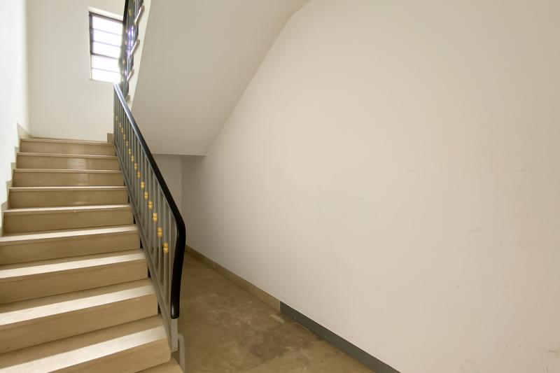 In una tranquilla strada interna di Anconetta, lontana dal traffico ma comodamente servita, propo...