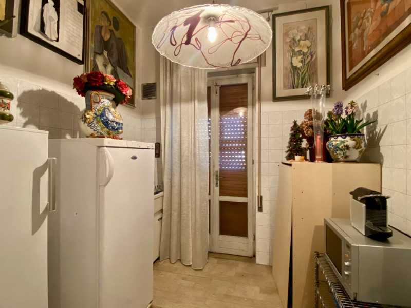 In una tranquilla strada interna di Anconetta, lontana dal traffico ma comodamente servita, propo...