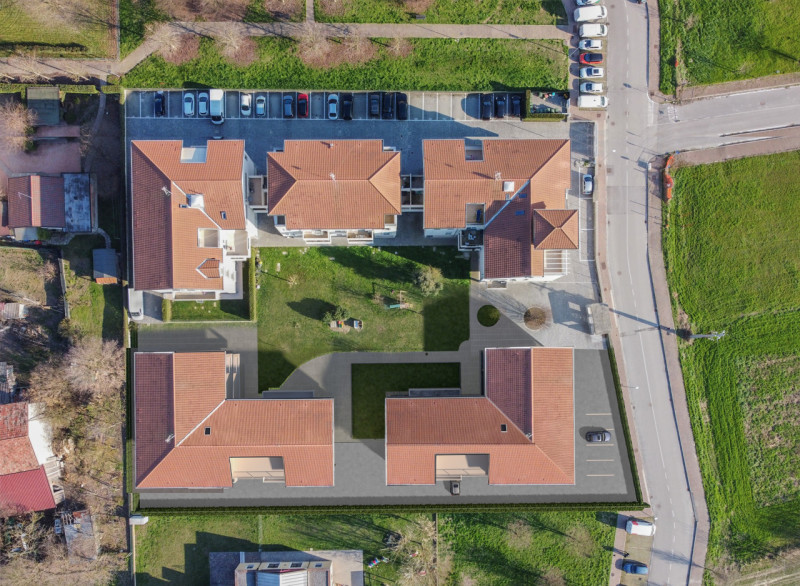 Tre punti di forza di questo quadrilocale:

☀️ Tripla esposizione
Una configurazione che assicura...