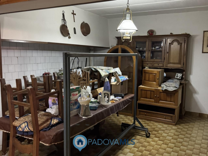 Immobile in esclusiva al Gruppo Padova MLS
In ottima posizione comodissima ai servizi, introvabil...