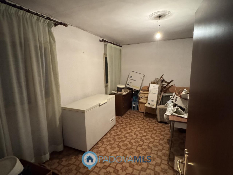 Immobile in esclusiva al Gruppo Padova MLS
In ottima posizione comodissima ai servizi, introvabil...