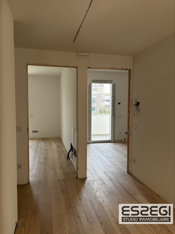 PADOVA*GUIZZA: Inserita in prestigioso contesto residenziale, con ottimi collegamenti, comoda ai ...