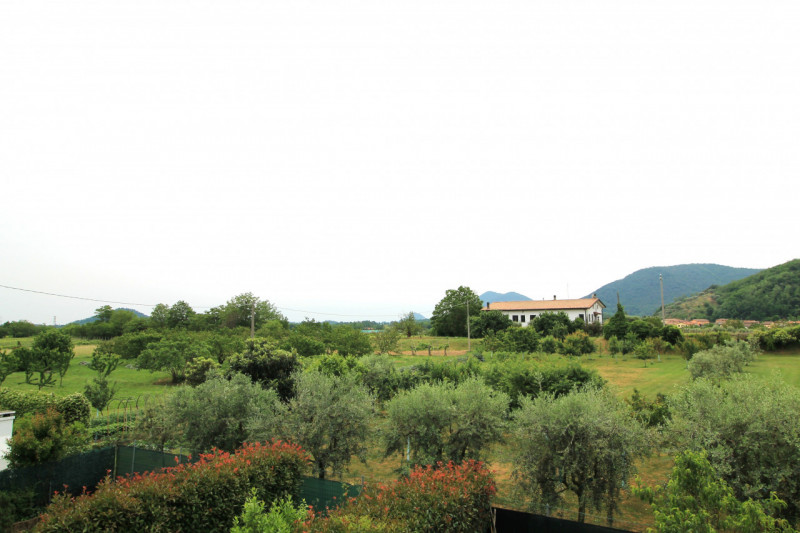 In contesto residenziale recente e riservato, proponiamo in vendita grazioso appartamento situato...