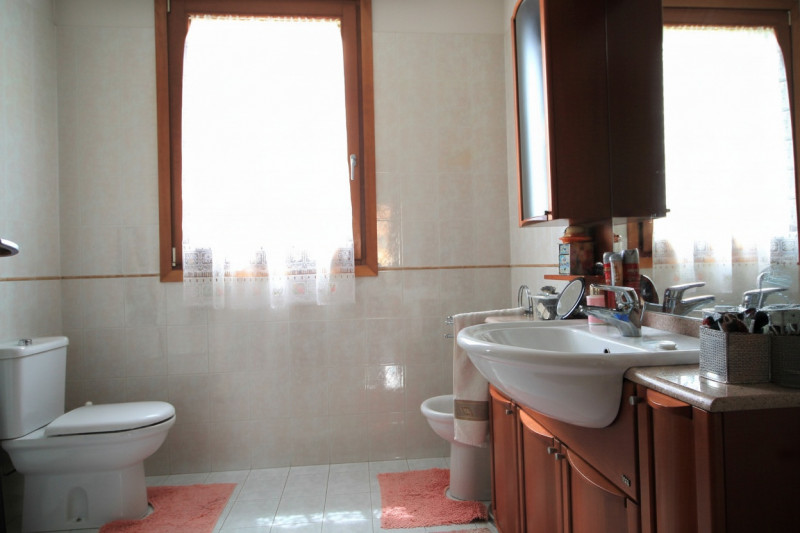 In contesto residenziale recente e riservato, proponiamo in vendita grazioso appartamento situato...