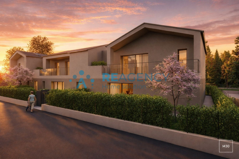 REAgency Home Solution è lieta di presentare una straordinaria opportunità abitativa nel cuore de...