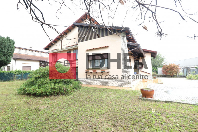 VILLORBA 

"""RIFERIMENTO NSV1"""

L'agenzia immobiliare Idhea di Villorba ha il piacere di prese...