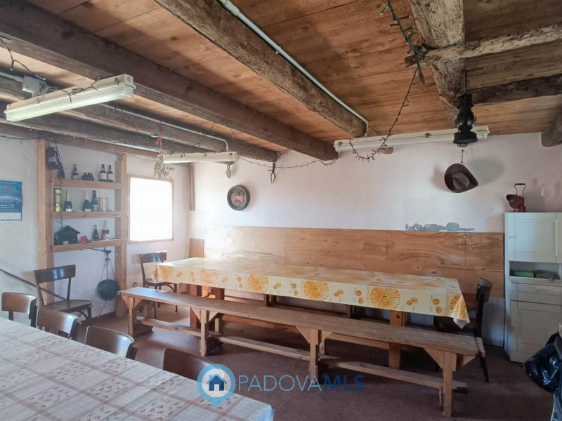 Immobile in esclusiva al Gruppo Padova MLS

Se stai cercando un angolo di pace immerso nel verde,...