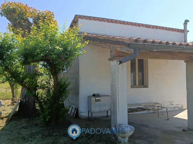 Immobile in esclusiva al Gruppo Padova MLS

Se stai cercando un angolo di pace immerso nel verde,...