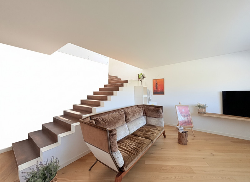 Alle porte di Galzignano, in posizione tranquilla ma non distante dal centro, proponiamo in vendi...