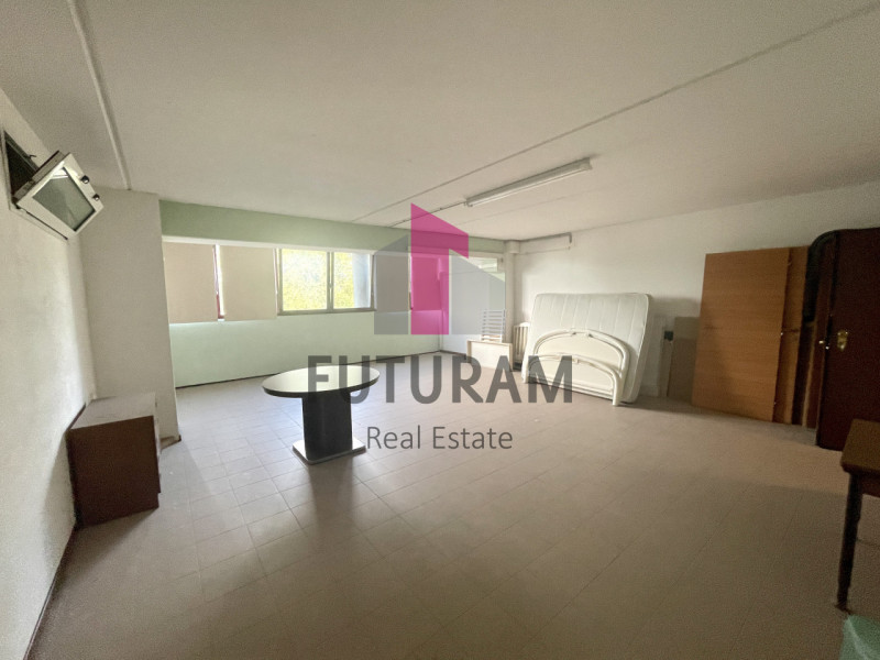 RIF:  063NM -  PONTE SAN NICOLO (PD)  -  PER INFO 0444/310220

Propongo in vendita un laboratorio...