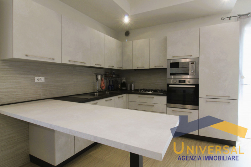 CAMPOSAMPIERO – nel cuore di quartier Mogno, a pochi passi dal centro storico e dai principali se...