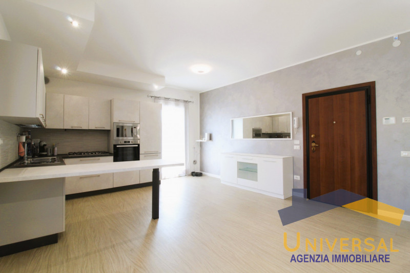 CAMPOSAMPIERO – nel cuore di quartier Mogno, a pochi passi dal centro storico e dai principali se...