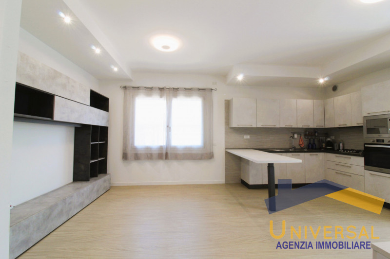 CAMPOSAMPIERO – nel cuore di quartier Mogno, a pochi passi dal centro storico e dai principali se...