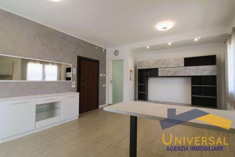 CAMPOSAMPIERO – nel cuore di quartier Mogno, a pochi passi dal centro storico e dai principali se...