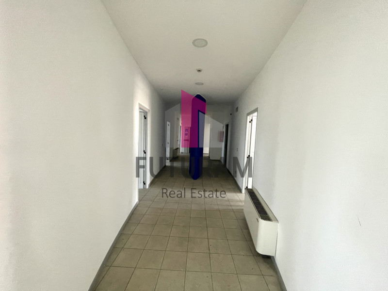 RIF:  064NM -  MIRA (VE)  -  PER INFO 0444/310220

propongo in affitto un capannone di 2000 mq in...