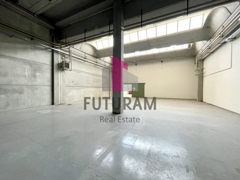 RIF:  065NM -  MIRA (VE)  -  PER INFO 0444/310220

propongo in vendita un capannone di 2000 mq in...