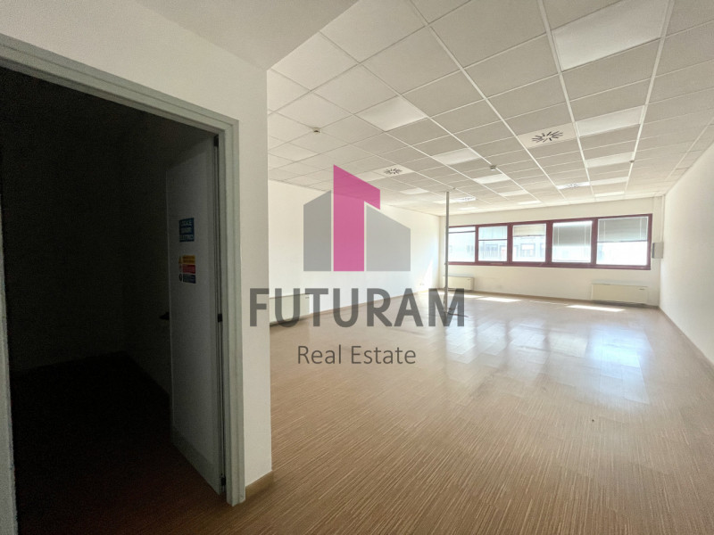 RIF:  065NM -  MIRA (VE)  -  PER INFO 0444/310220

propongo in vendita un capannone di 2000 mq in...