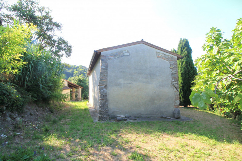 Se stai cercando una casa spaziosa, immersa nella natura e con tanto potenziale di personalizzazi...