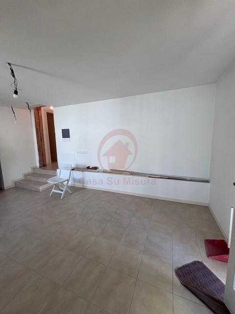 CASA SINGOLA TUTTA SU UN PIANO - https://images.gestionaleimmobiliare.it/foto/annunci/250702/4558655/800x800/014__8_wmk_0.jpg 
