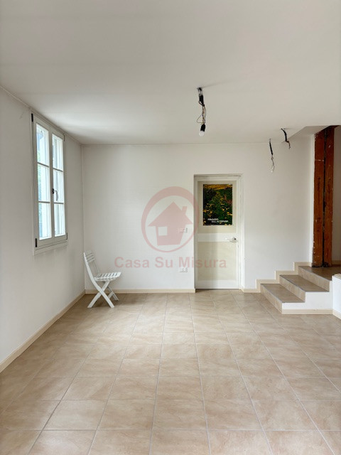 CASA SINGOLA TUTTA SU UN PIANO - https://images.gestionaleimmobiliare.it/foto/annunci/250702/4558655/800x800/016__img_8859_wmk_0.jpg 