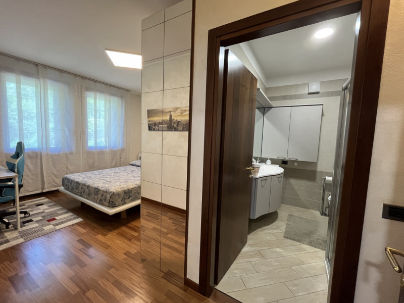 ORGIANO: Scopri questa straordinaria opportunità immobiliare situata sul colle di Orgiano. Questa...