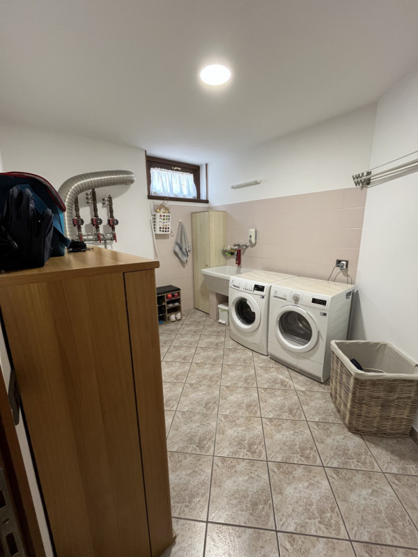 ORGIANO: Scopri questa straordinaria opportunità immobiliare situata sul colle di Orgiano. Questa...