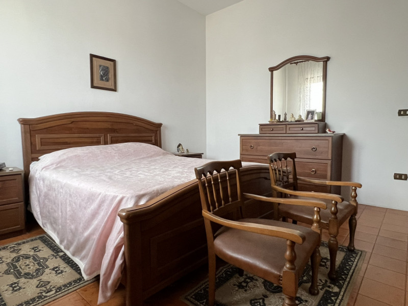 Sei alla ricerca di una casa che unisca comfort abitativo e spazi extra per coltivare passioni, h...