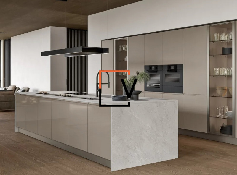 V374 - Proponiamo in vendita porzione di villa a schiera disposta su un unico piano con giardino ...