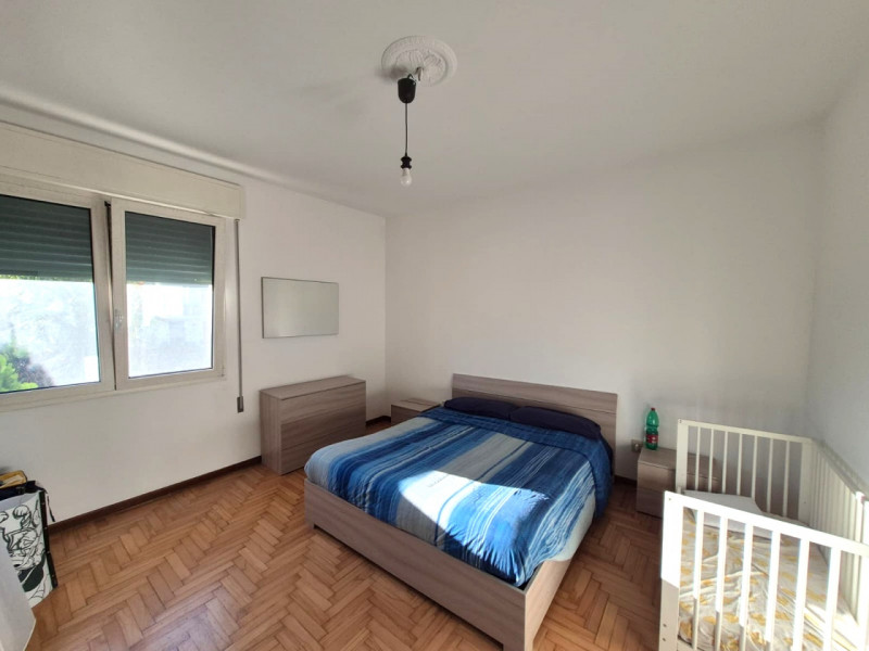 Villetta a schiera centrale di 80 mq – luminosa e ben tenuta

In posizione centrale e comoda a tu...