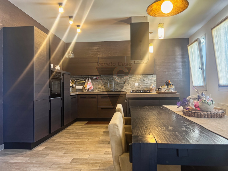 Campagna Lupia Vendita Appartamento duplex