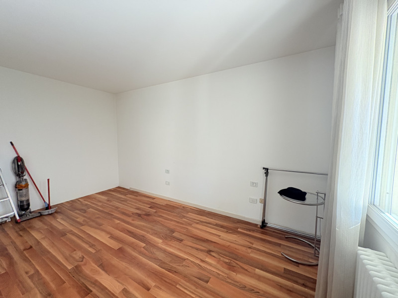 In una delle zone residenziali più tranquille e richieste di Battaglia Terme, proponiamo in vendi...