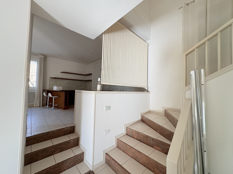 In una delle zone residenziali più tranquille e richieste di Battaglia Terme, proponiamo in vendi...