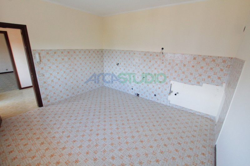 Dueville: se stai cercando una abitazione che possa accogliere due nuclei familiari, questa intro...