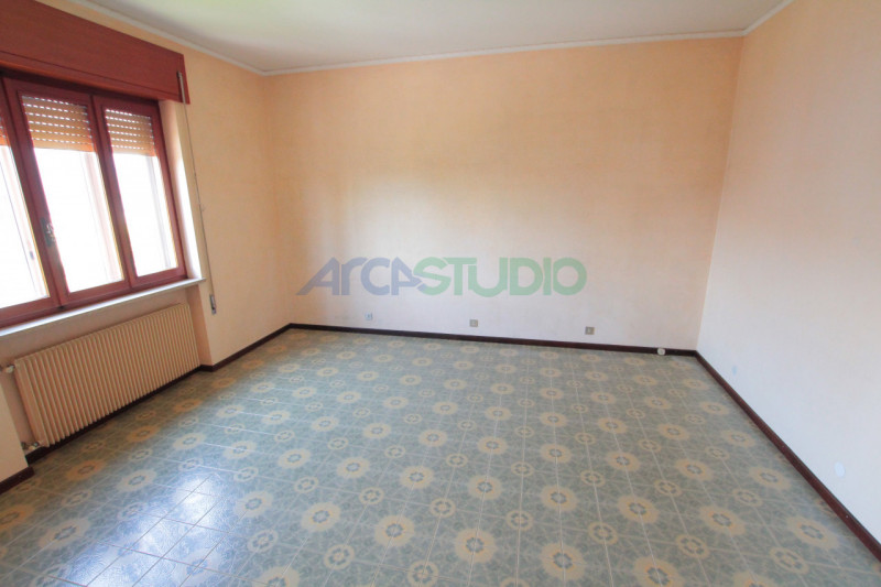 Dueville: se stai cercando una abitazione che possa accogliere due nuclei familiari, questa intro...