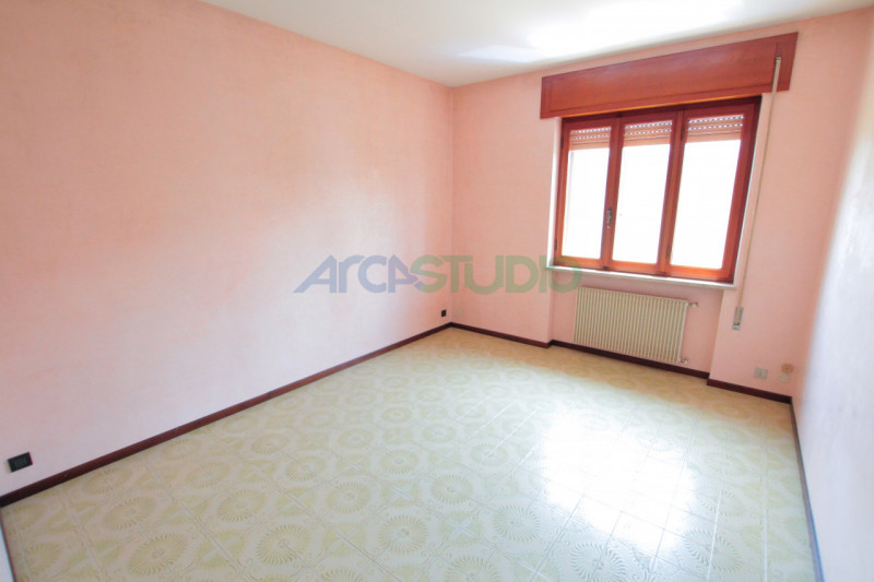 Dueville: se stai cercando una abitazione che possa accogliere due nuclei familiari, questa intro...