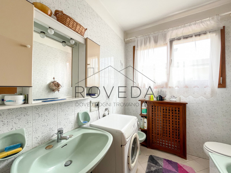 PREGANZIOL

RIFERIMENTO: PR6

L'agenzia Roveda immobiliare ha il piacere di proporvi in vendita q...