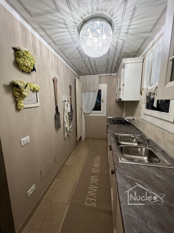 MONTEGROTTO TERME: In località Turri in splendido contesto collinare proponiamo un appartamento s...