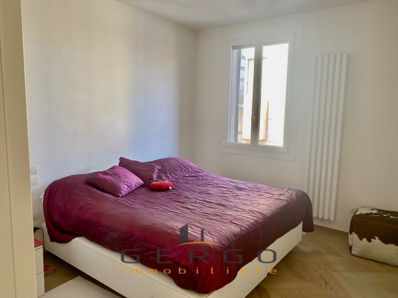 (Per INFO 3316190143) A Castelfranco Veneto, in zona centrale, proponiamo in vendita un appartame...