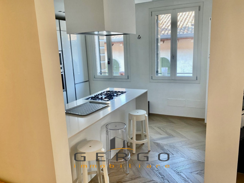 (Per INFO 3316190143) A Castelfranco Veneto, in zona centrale, proponiamo in vendita un appartame...